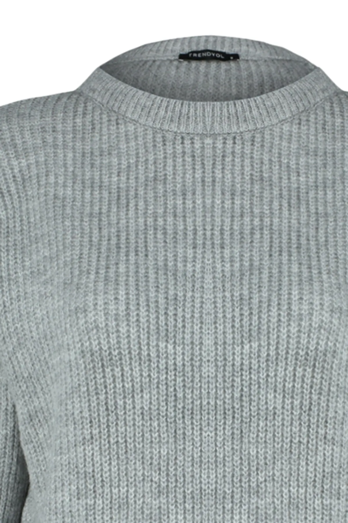 Trendyol Collection  Hellgrauer, weich strukturierter Basic-Strickpullover mit weiter Passform TWOAW20FV0142