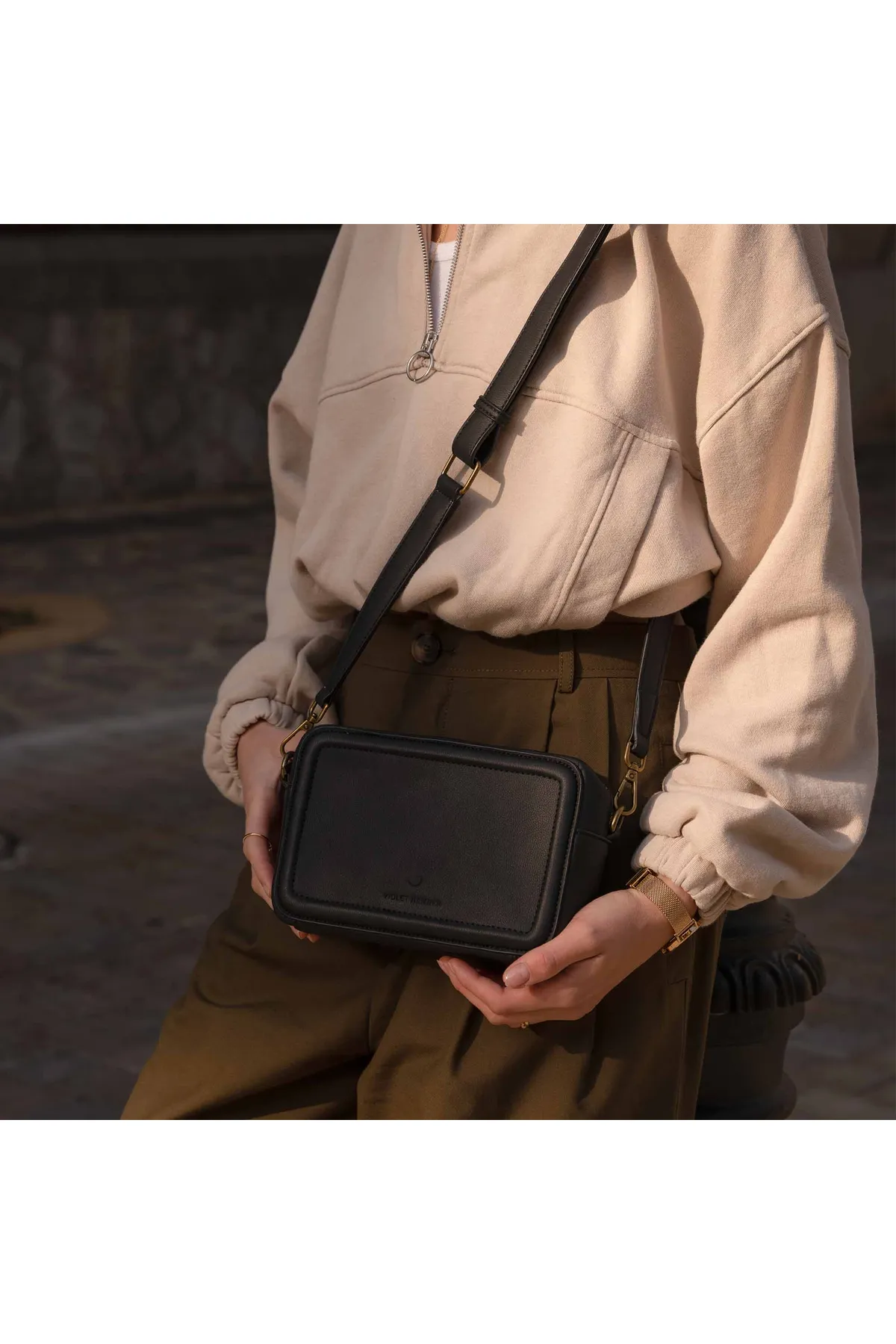 Violet Hamden  Essential Bag creme Umhängetasche VH22014