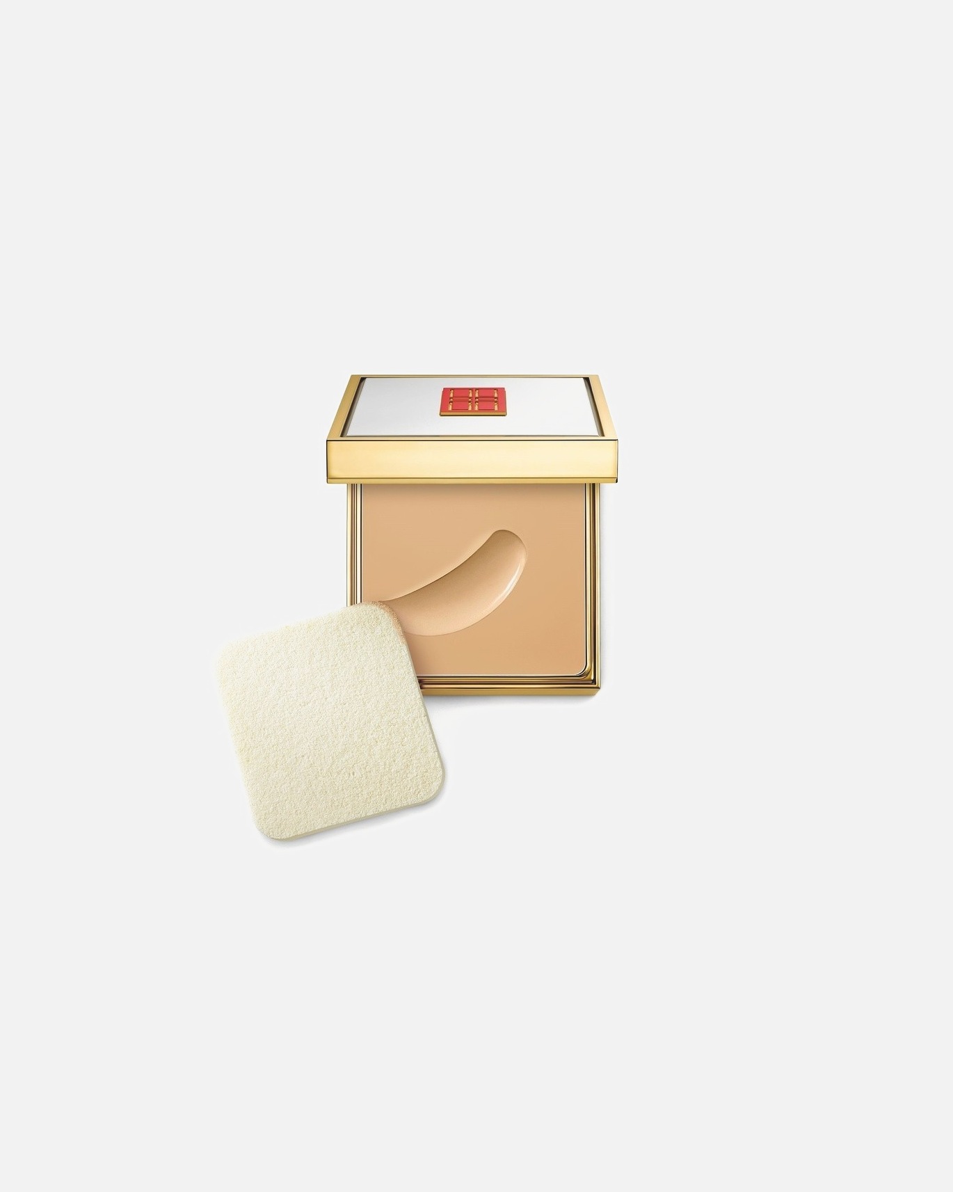 Finisaj impecabil Elizabeth Arden