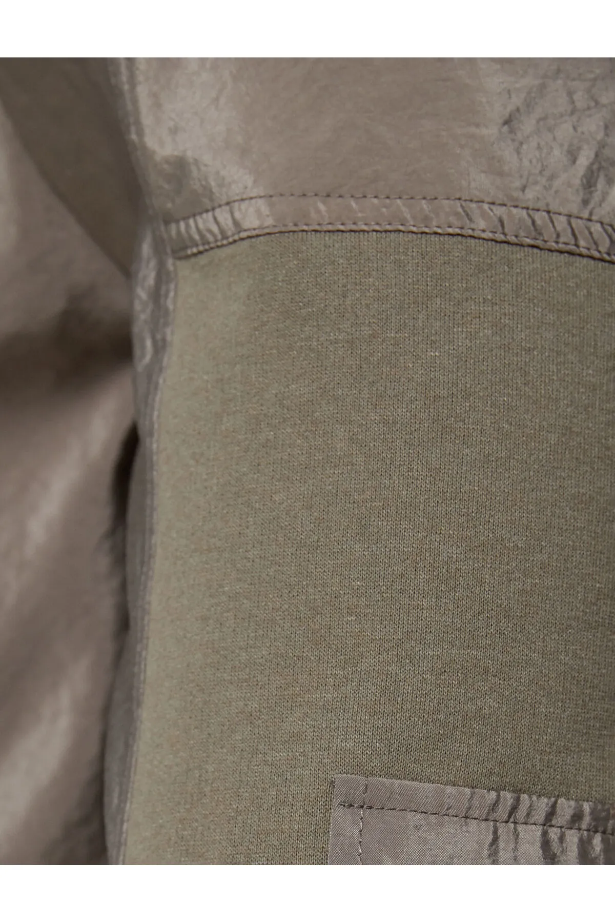 Koton  Jogger-Jogginghose mit Cargotasche, Taillenband und glänzenden Stoffdetails