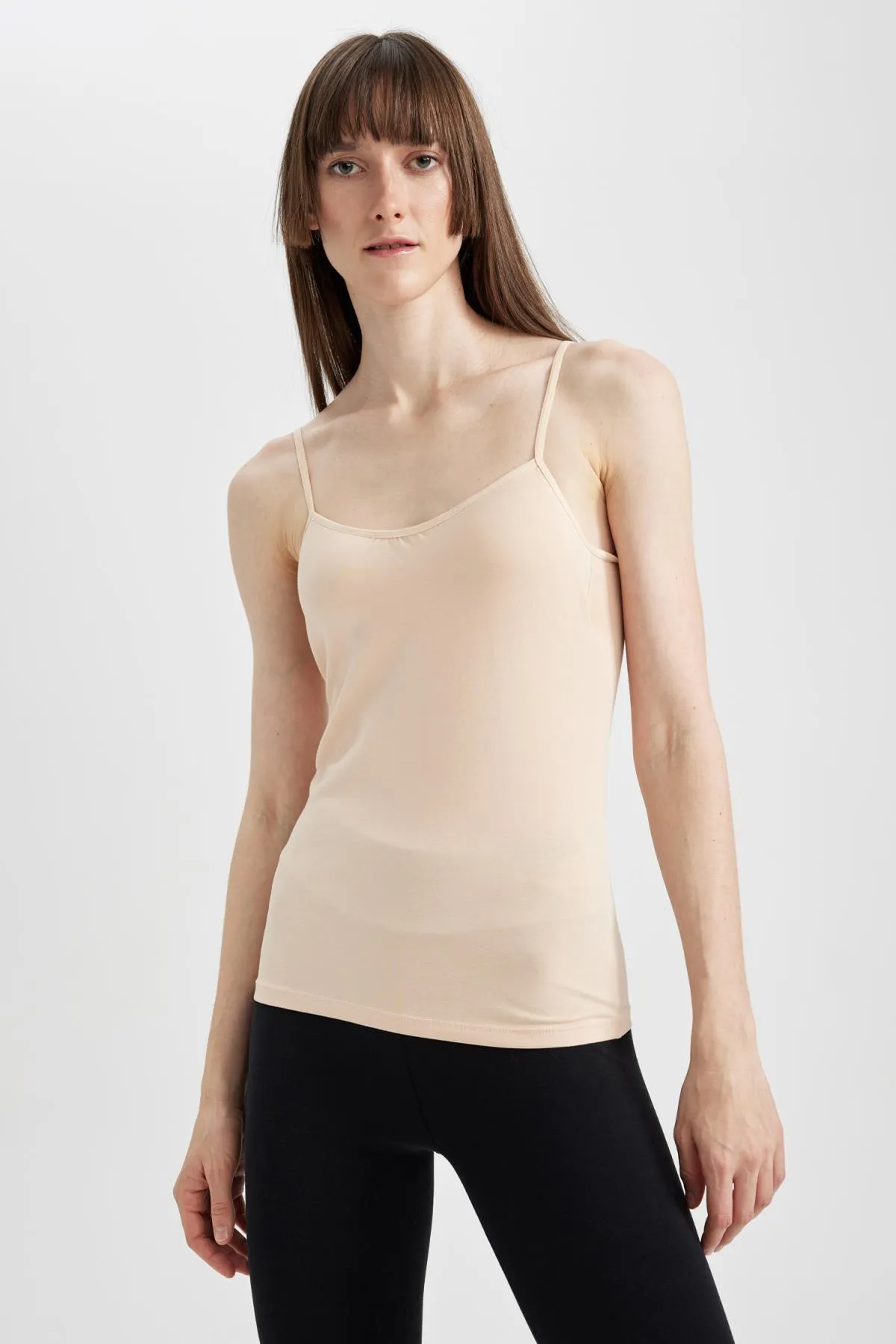 DeFacto  Fall In Love Regular Fit Baumwoll-Unterhemd mit Brustbedeckung N6090az23sp