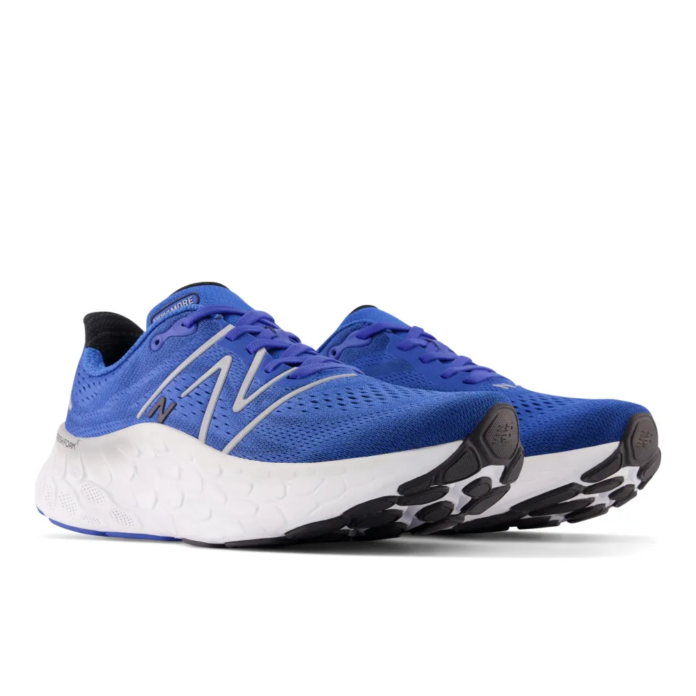 New Balance Fresh Foam X More v4 MMORBB4 / blau