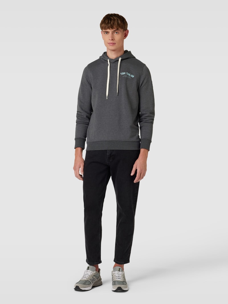 Hoodie mit Label-Detail in dunkelgrau meliert