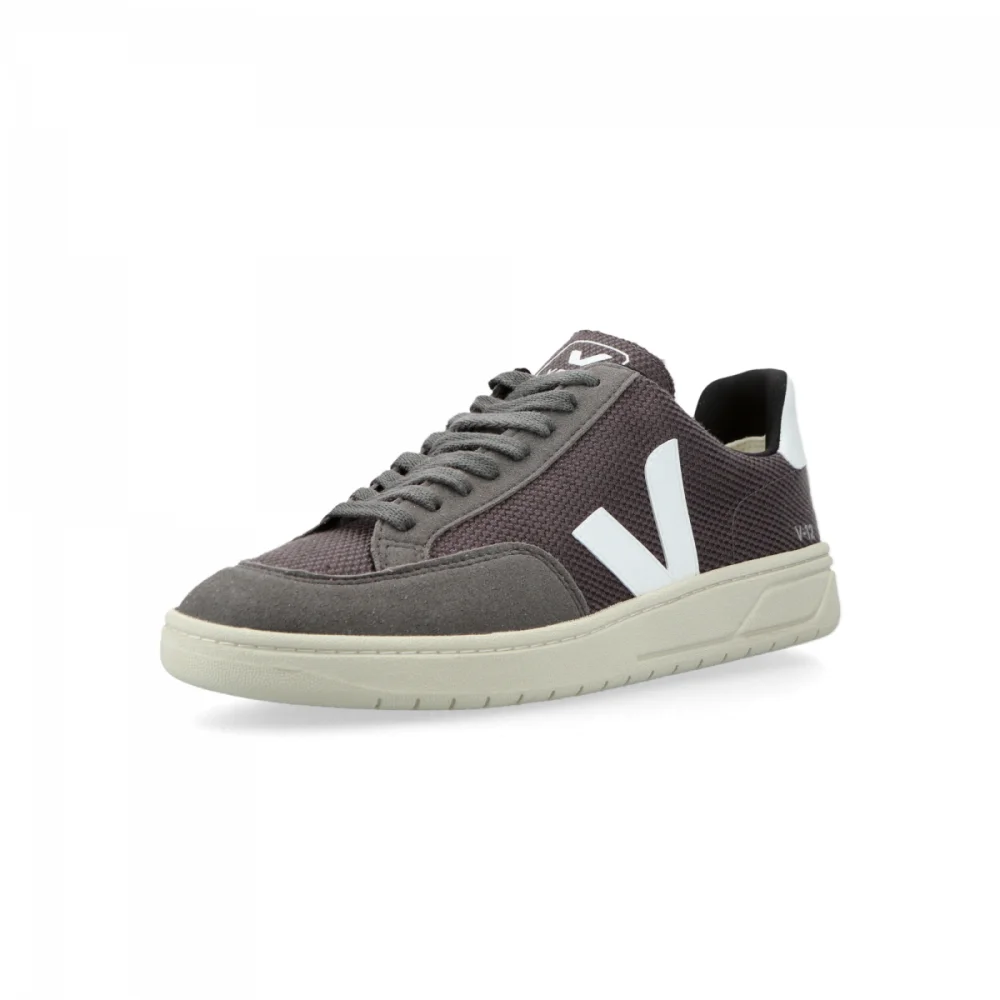 VEJA V 12 XD0102807 / grau
