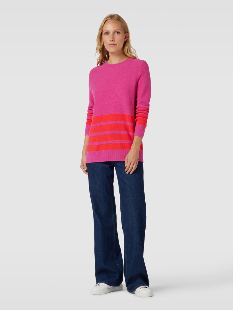 Strickpullover aus Lanawolle mit Kontraststreifen in fuchsia