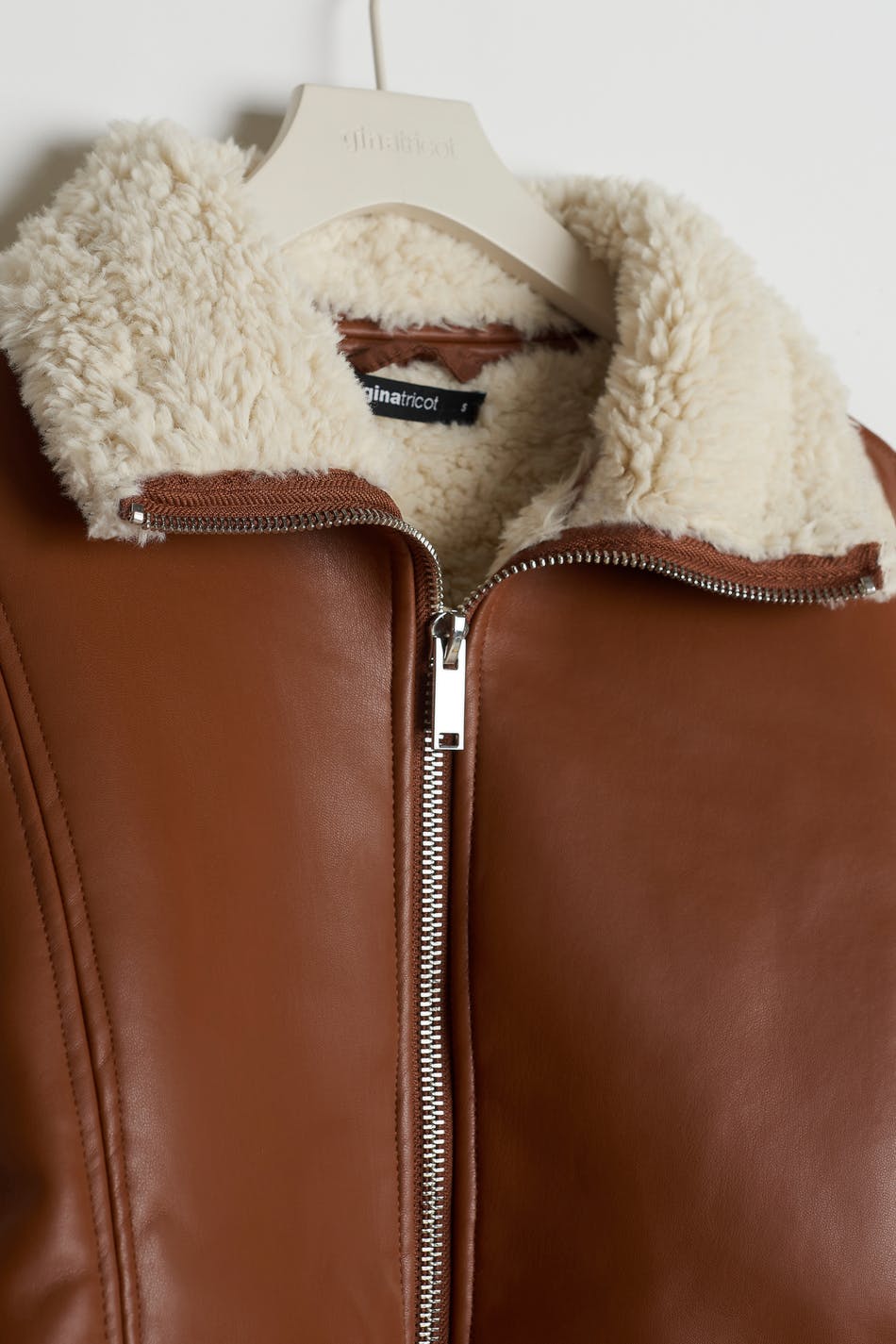 Lova pu jacket