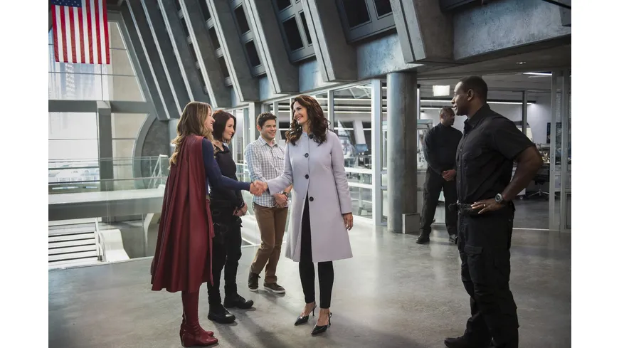 Supergirl - Die komplette 2. Staffel  [5 DVDs]