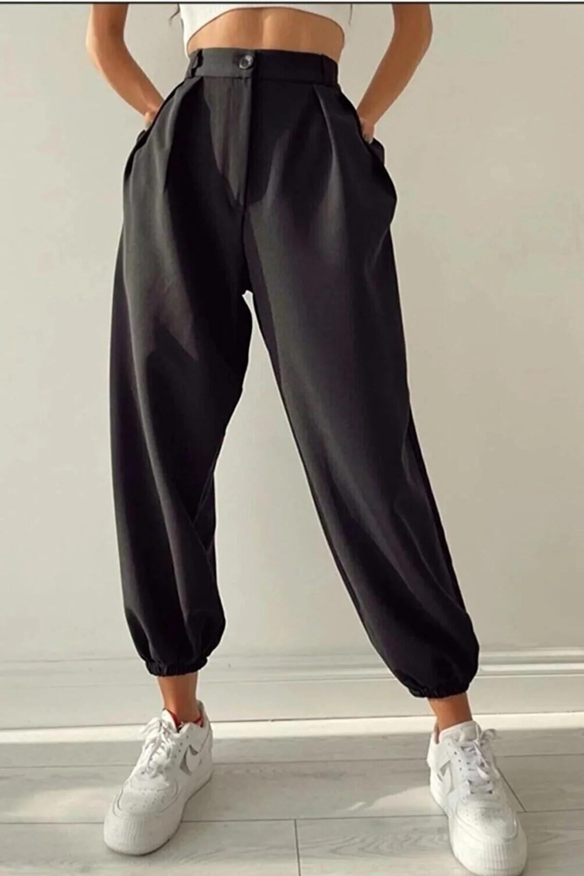 PALAZZO  Schwarze maskuline Joggerhose mit elastischen Beinen