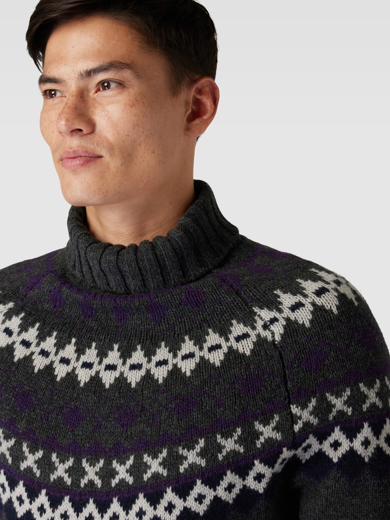 Norwegerpullover mit Rollkragen und Label-Detail in anthrazit