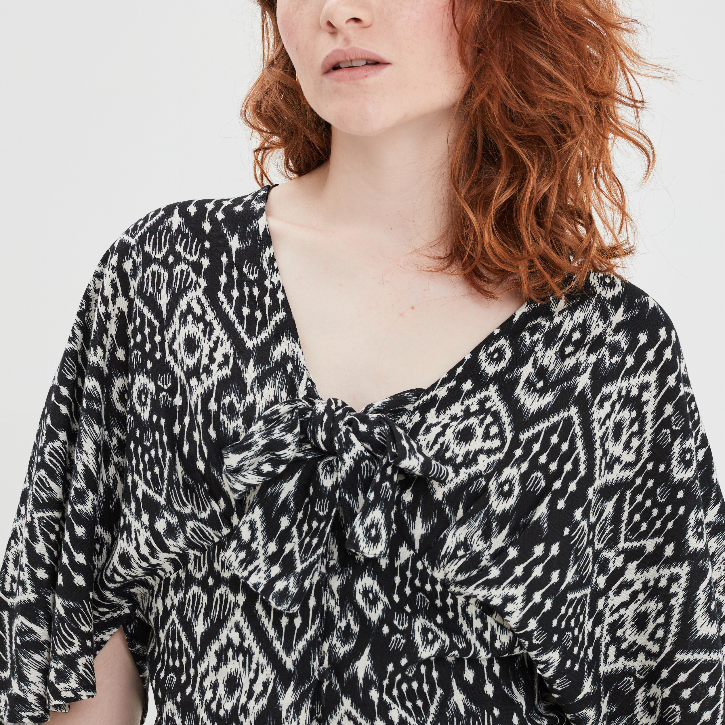 Blouse manches kimono avec lin Liberto noir femme | La Halle