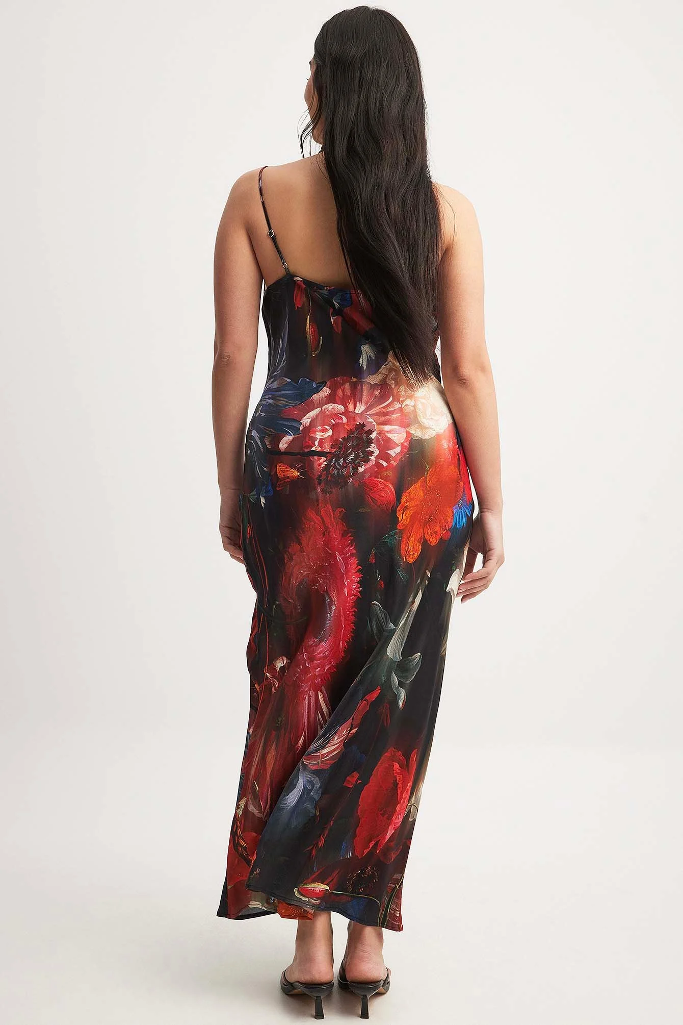Midi-Slipkleid mit Wasserfallausschnitt