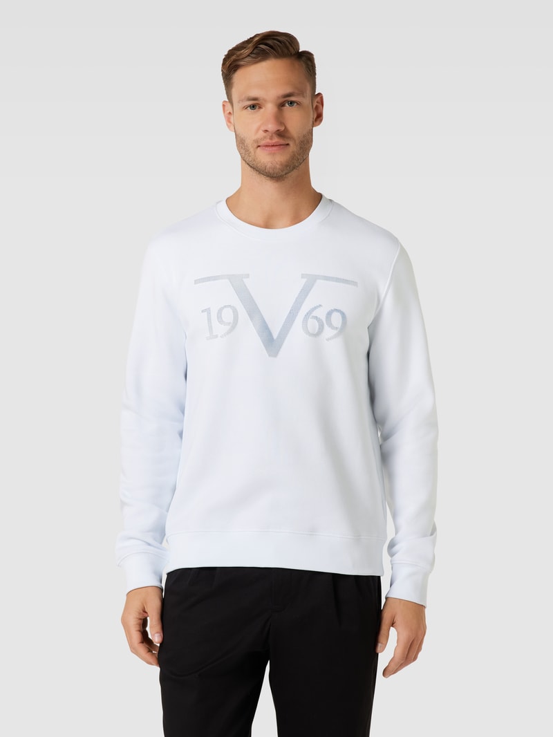 Sweatshirt mit Label-Applikation in weiß