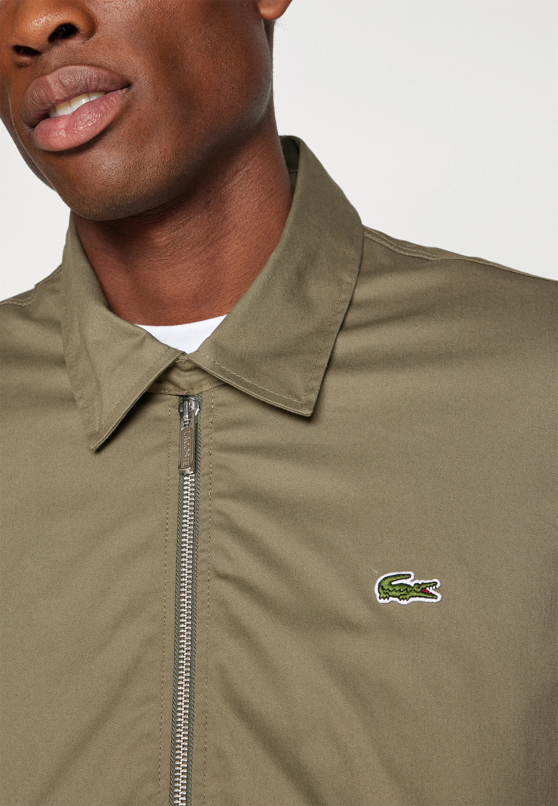 Lacoste ESSENTIAL - Chaqueta ligera