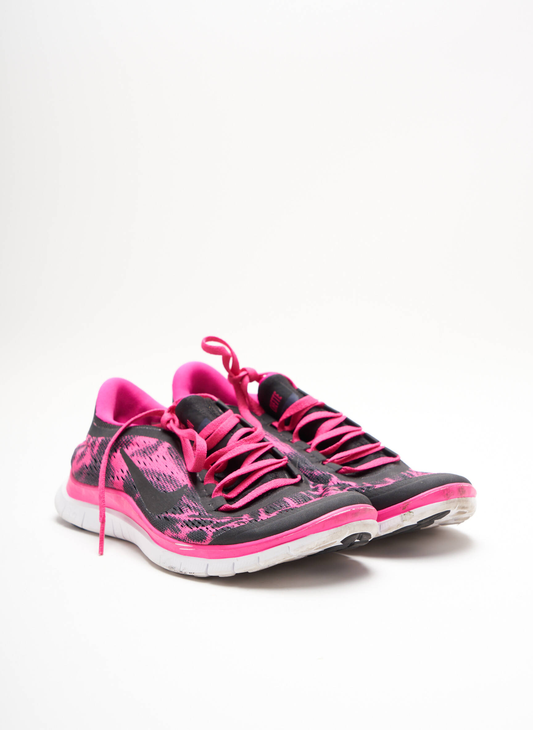 Nikeid Baskets Femme couleur rose