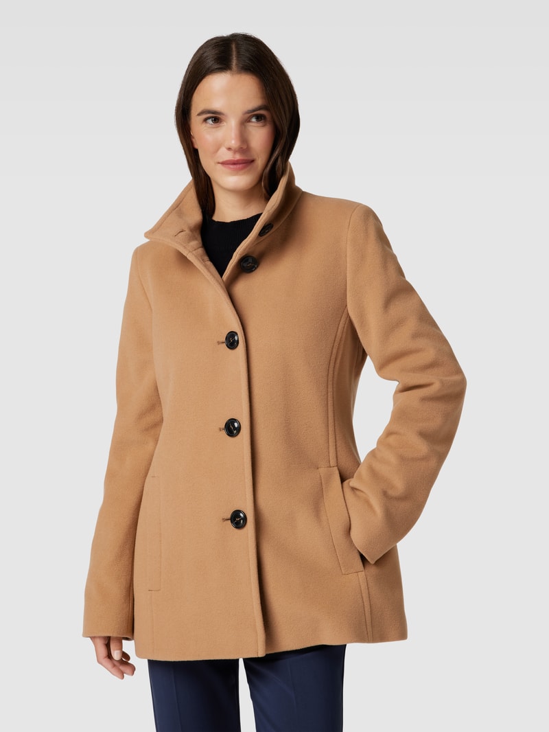 Jacke mit Stehkragen in camel