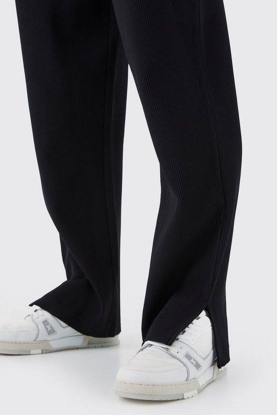 Lockere Hose mit elastischem Bund und geteiltem Saum
