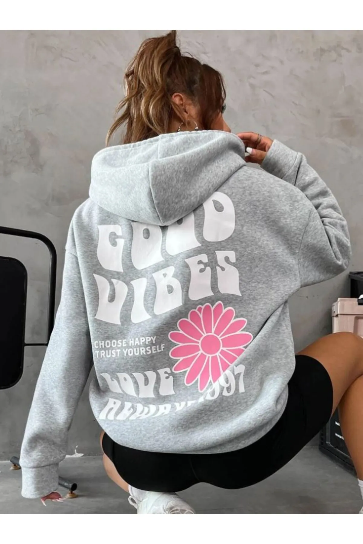 Know  Graues „Good Vibes 1997“-Kapuzenpullover mit Print für Damen