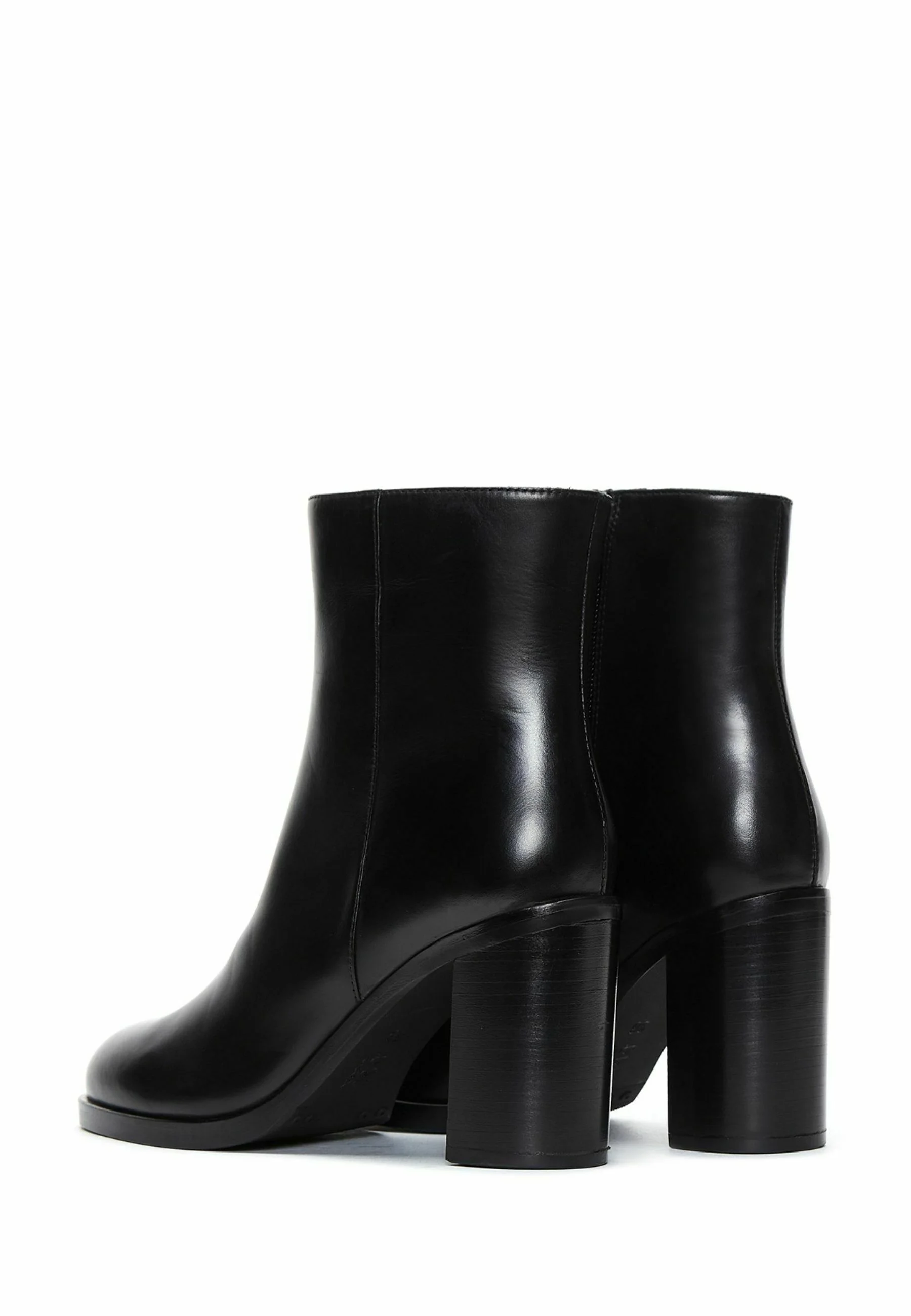 Botines de tacón Derimod