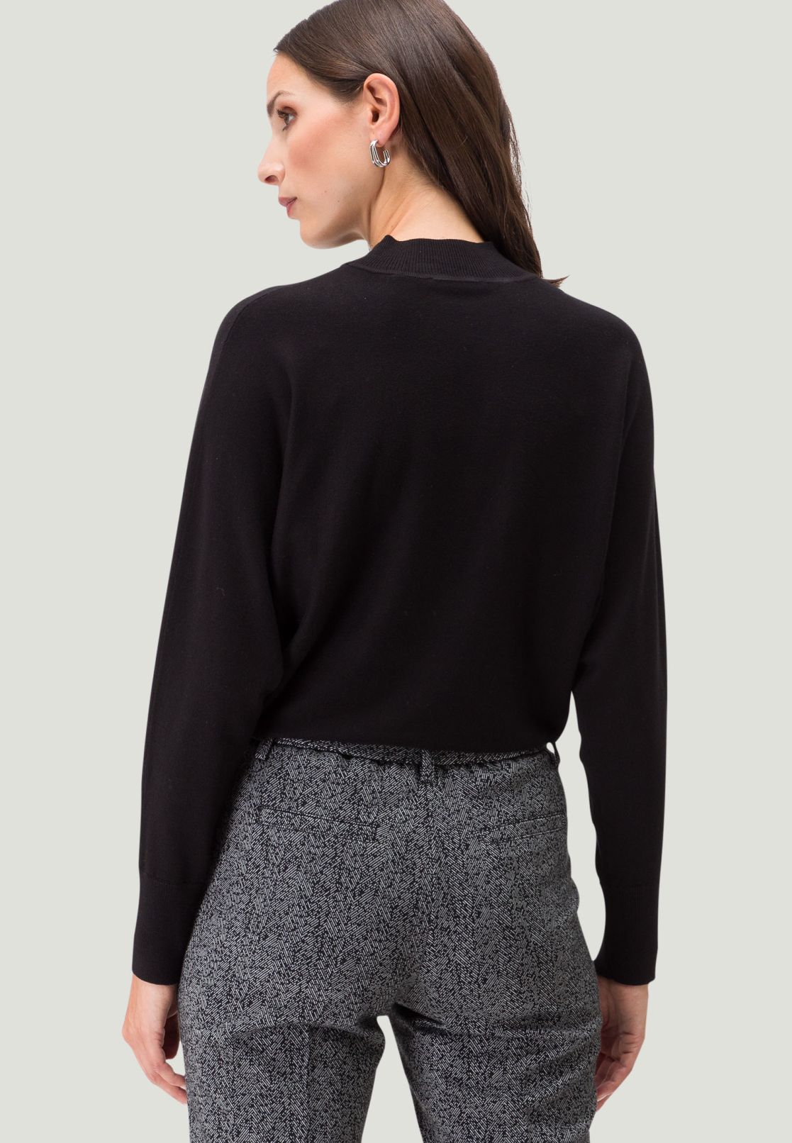 Strickpullover mit Stehkragen