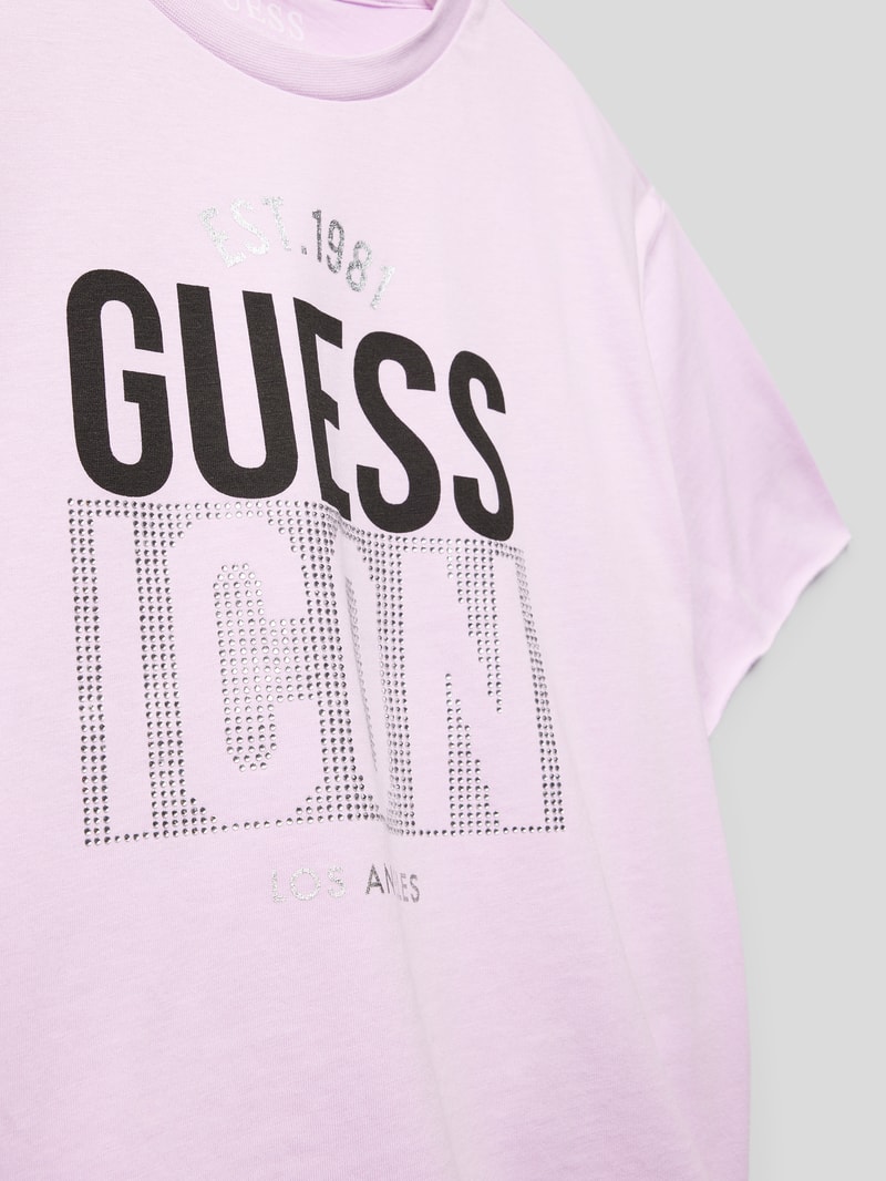 T-Shirt mit Ziersteinbesatz in flieder