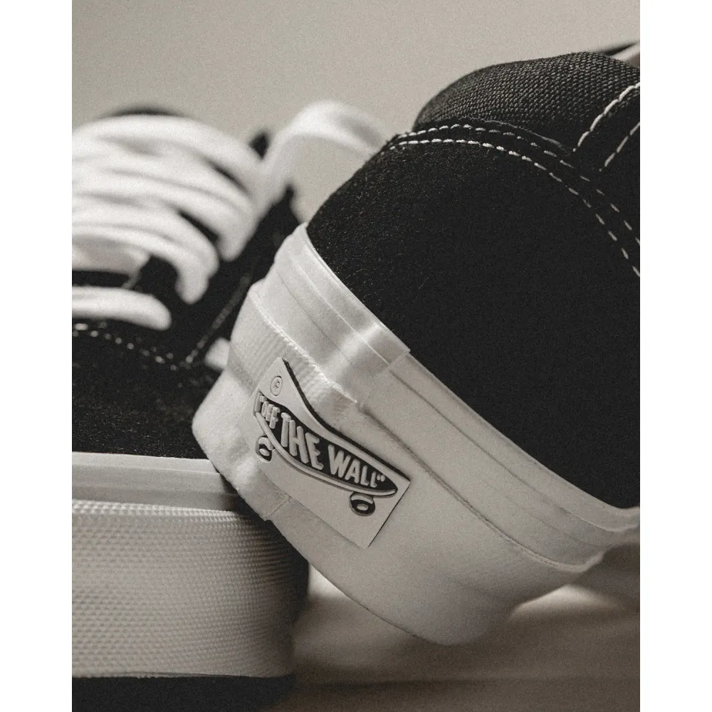 Vans Old Skool 36 LX VN000CQDBA21 / schwarz