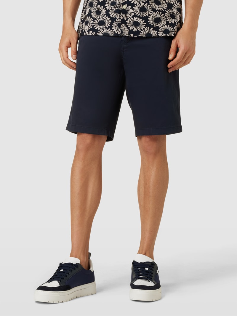 Bermudas mit französischen Eingrifftaschen Modell 'Halvar' in marineblau