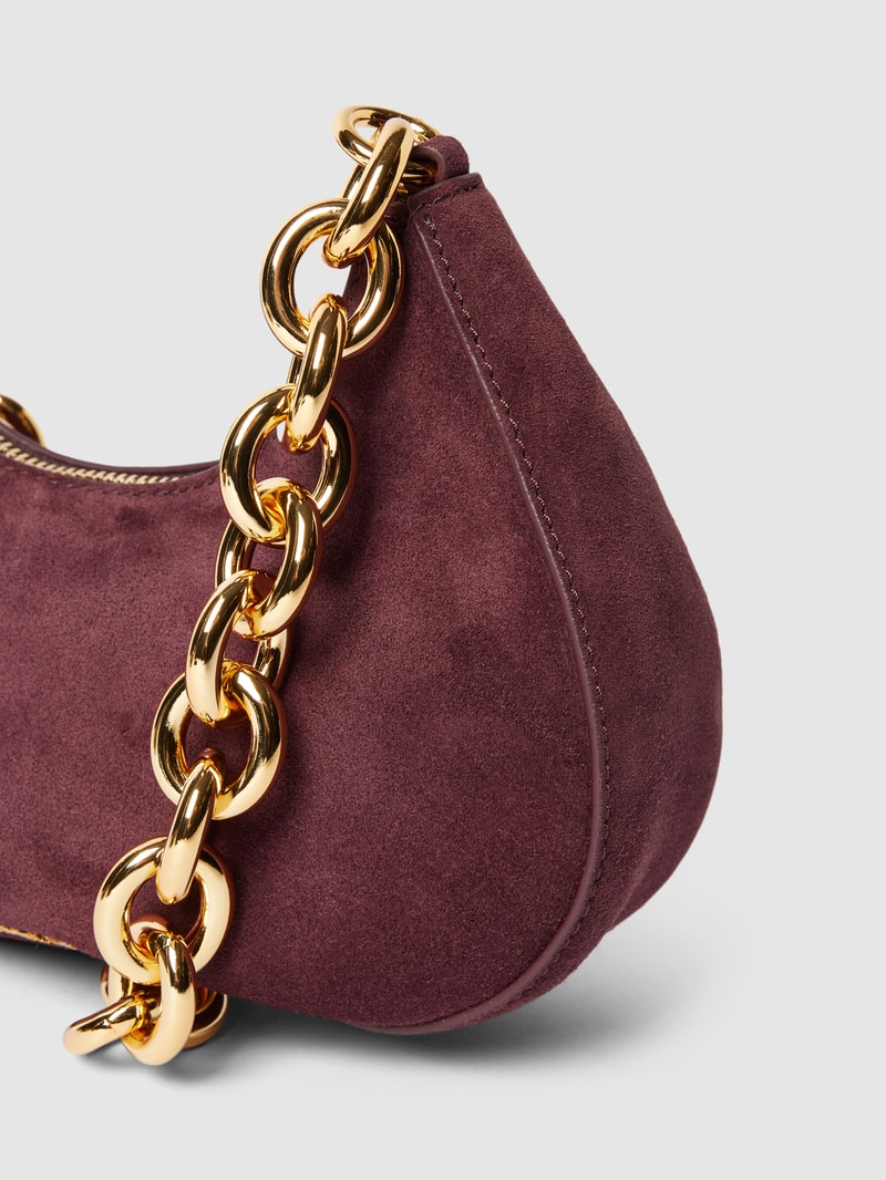 Umhängetasche mit Label-Applikation Modell 'CARRIE CHAIN' in aubergine