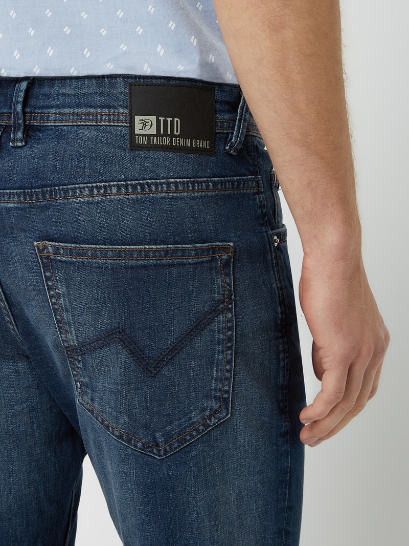 Straight Fit Jeans mit Stretch-Anteil Modell 'Aedan' in jeans