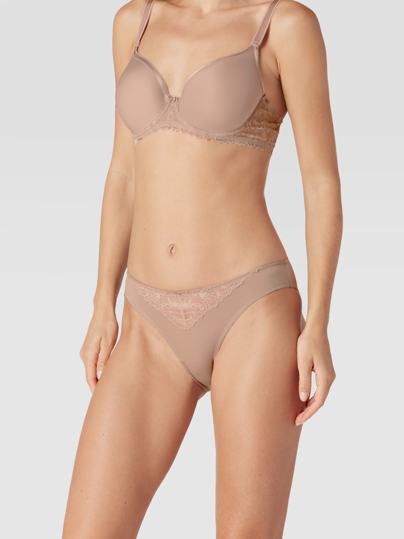 Slip mit Stretch-Anteil und Spitzenbesatz Modell 'Luxurious' in hellbraun