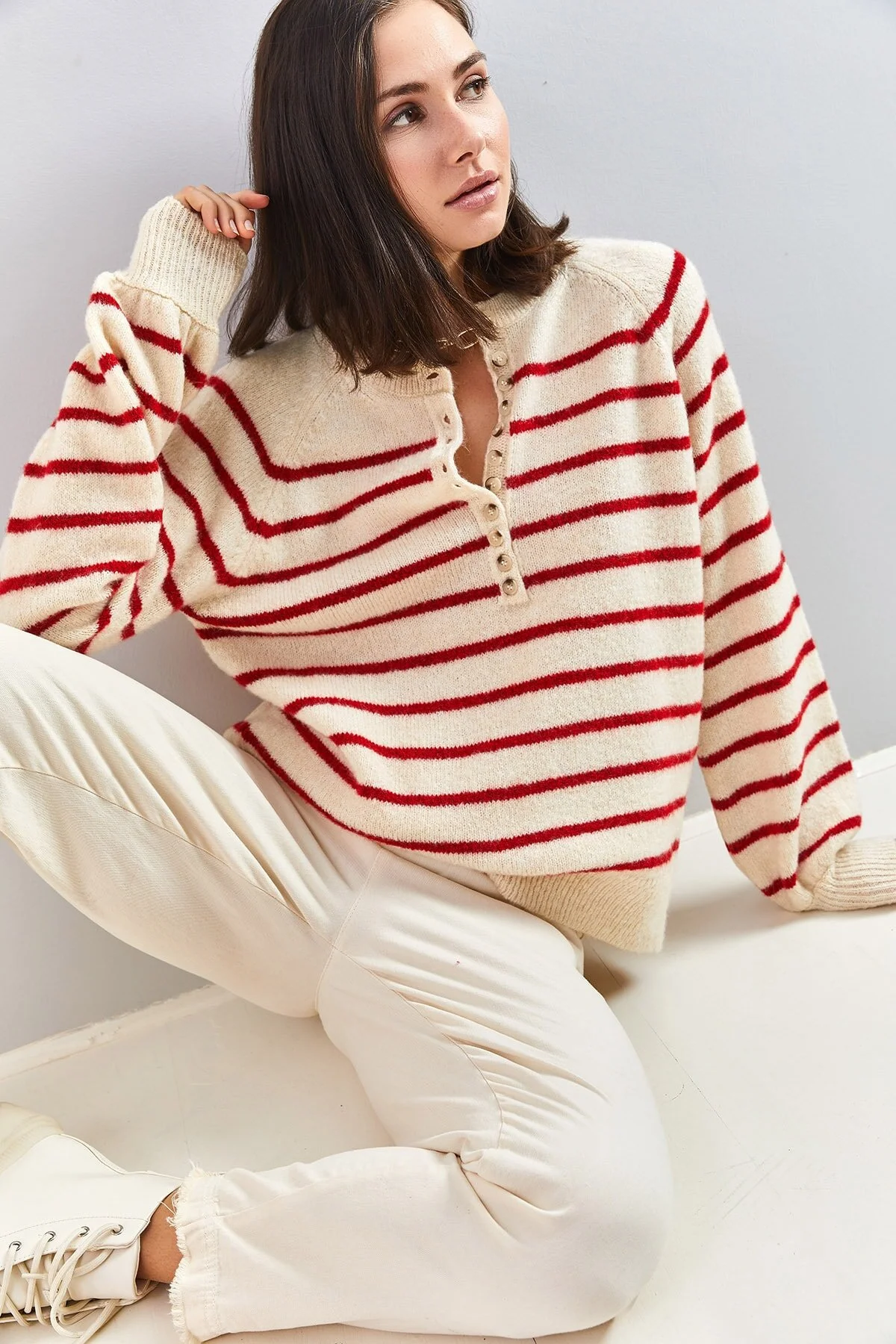 Bianco Lucci  Gestreifter Strickpullover mit Rollkragen und geknöpftem Kragen für Damen