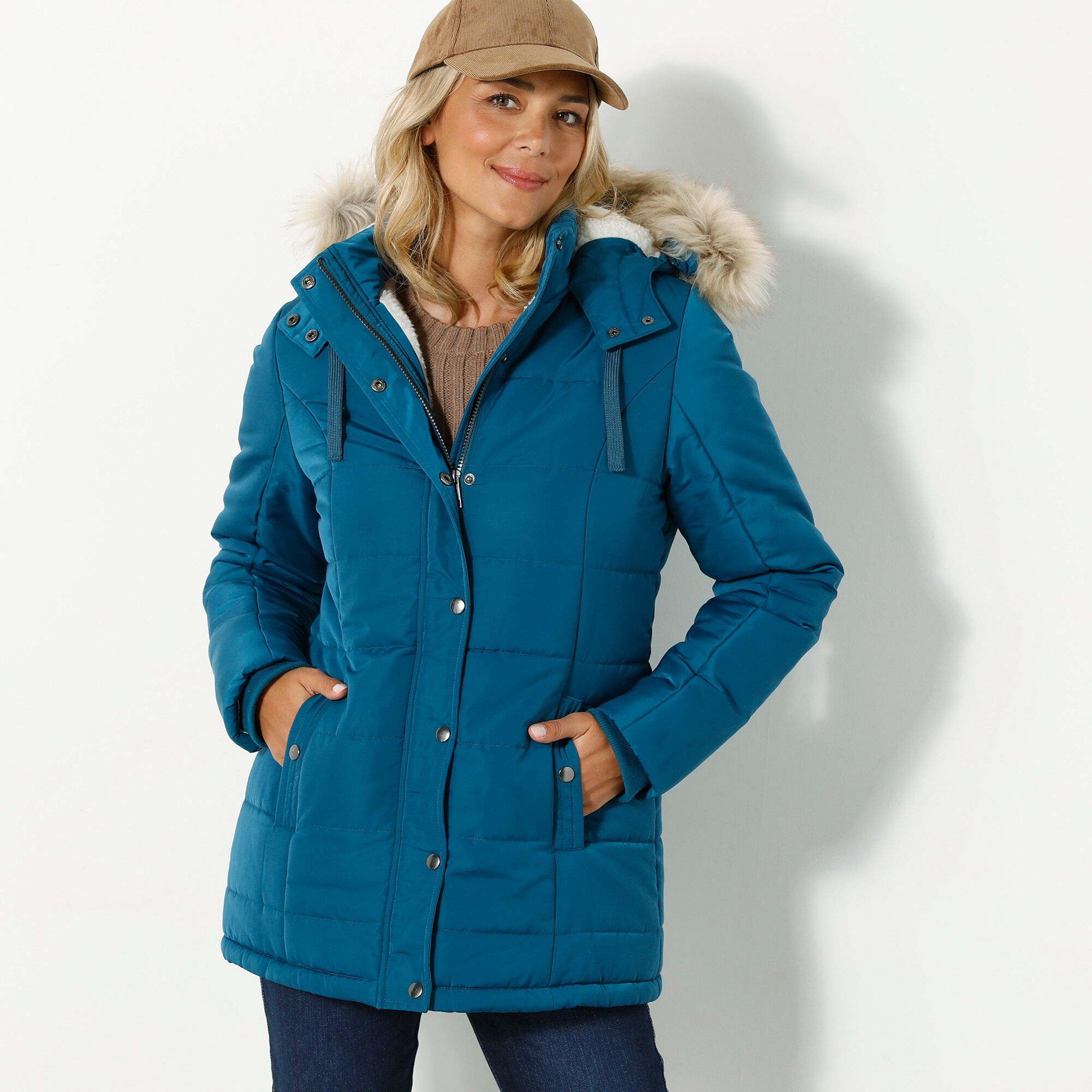 Doudoune à capuche imperméable, doublée maille peluche