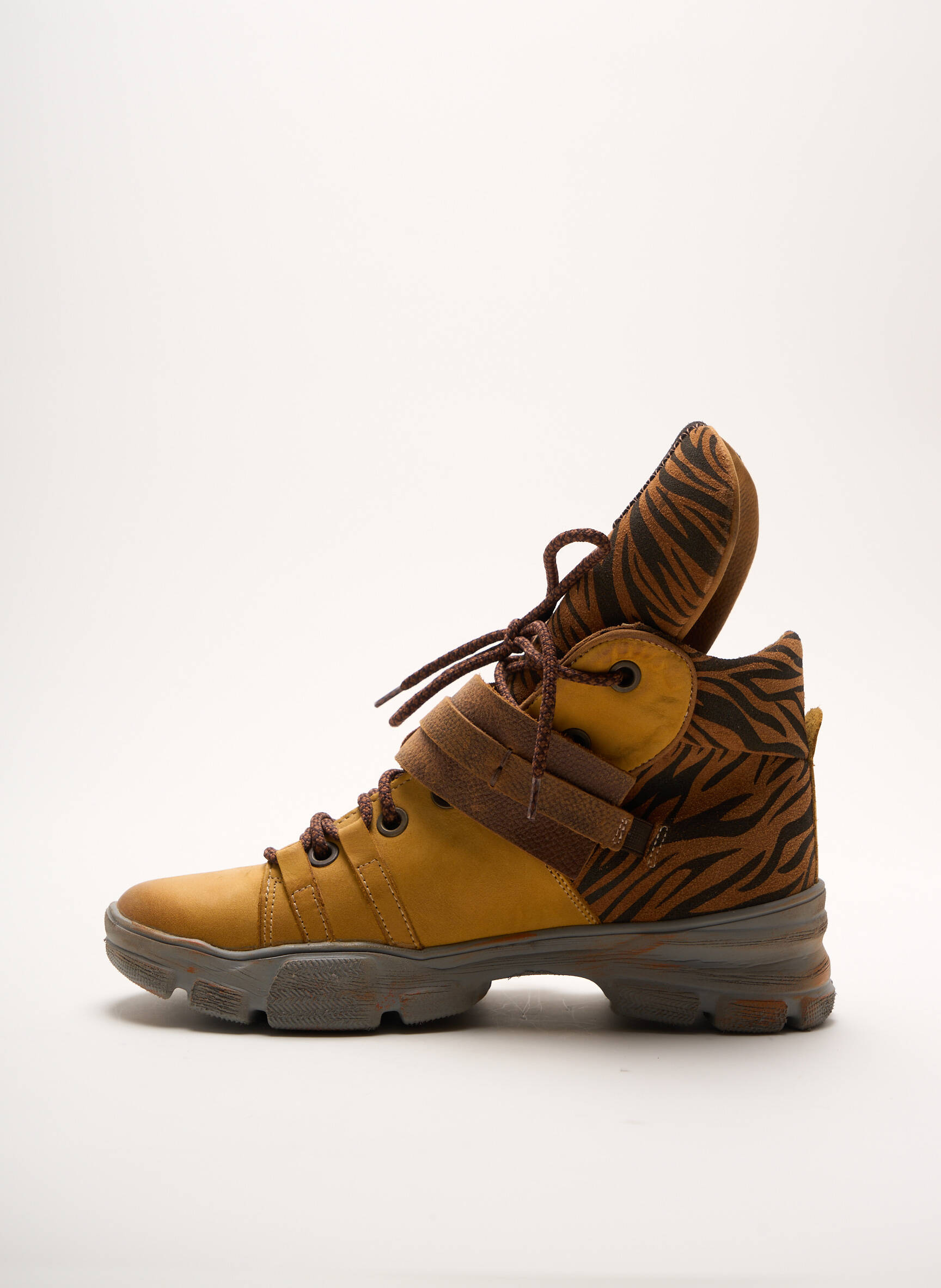 Maciejka Obuwie Baskets Femme couleur jaune