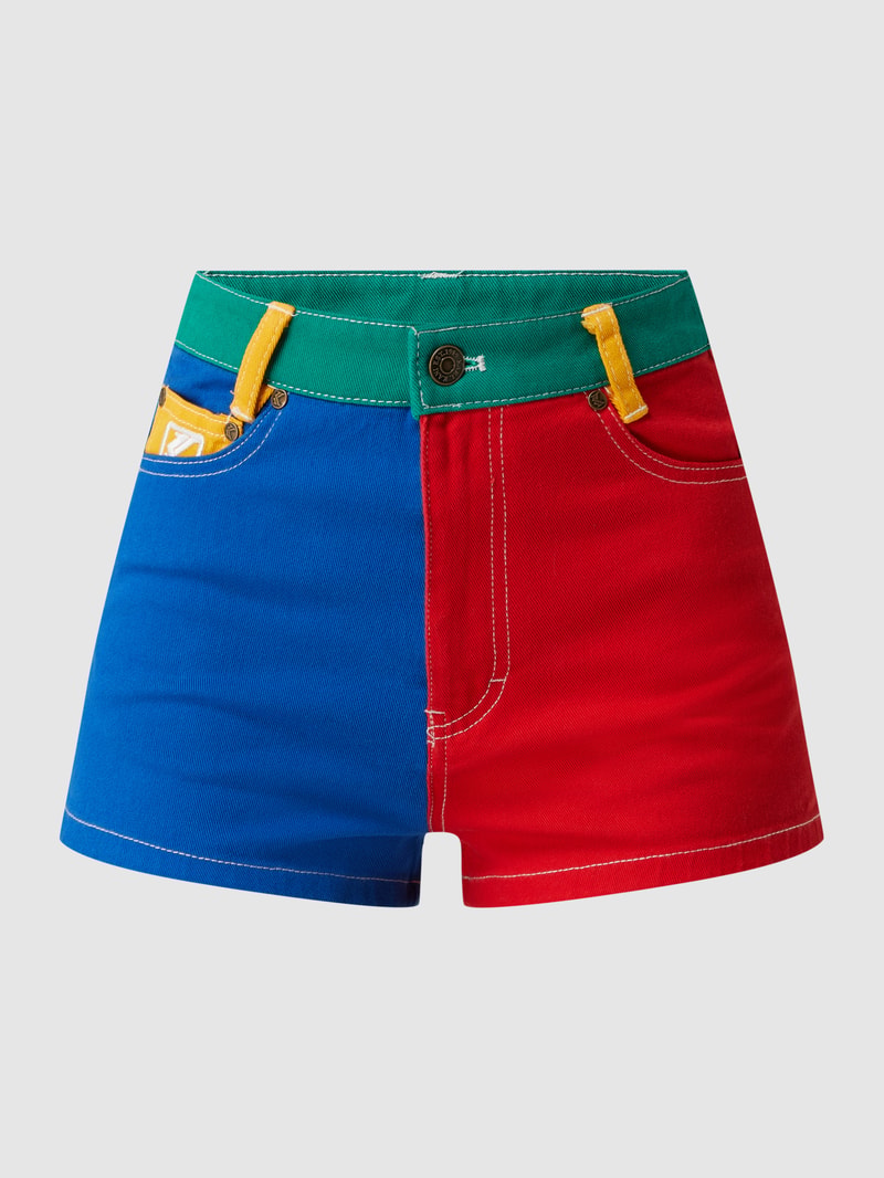 Jeansshorts mit Stretch-Anteil  in rot