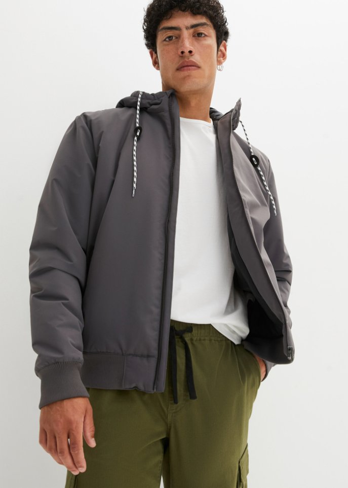 Winterjacke mit Kapuze und recyceltem Polyester