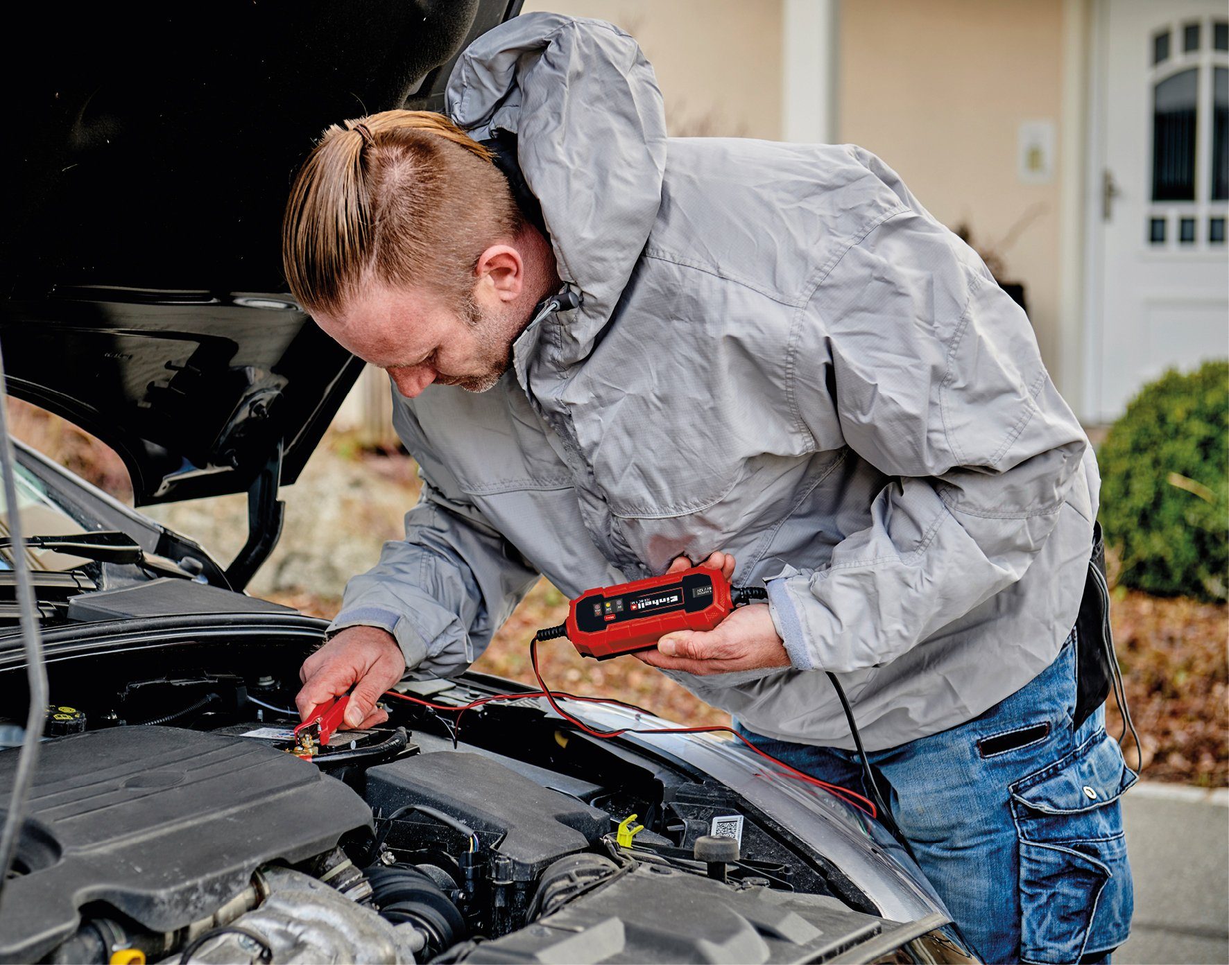Einhell CE-BC 1 M Autobatterie-Ladegerät (1000 mA, 6/12 V, 1 A)