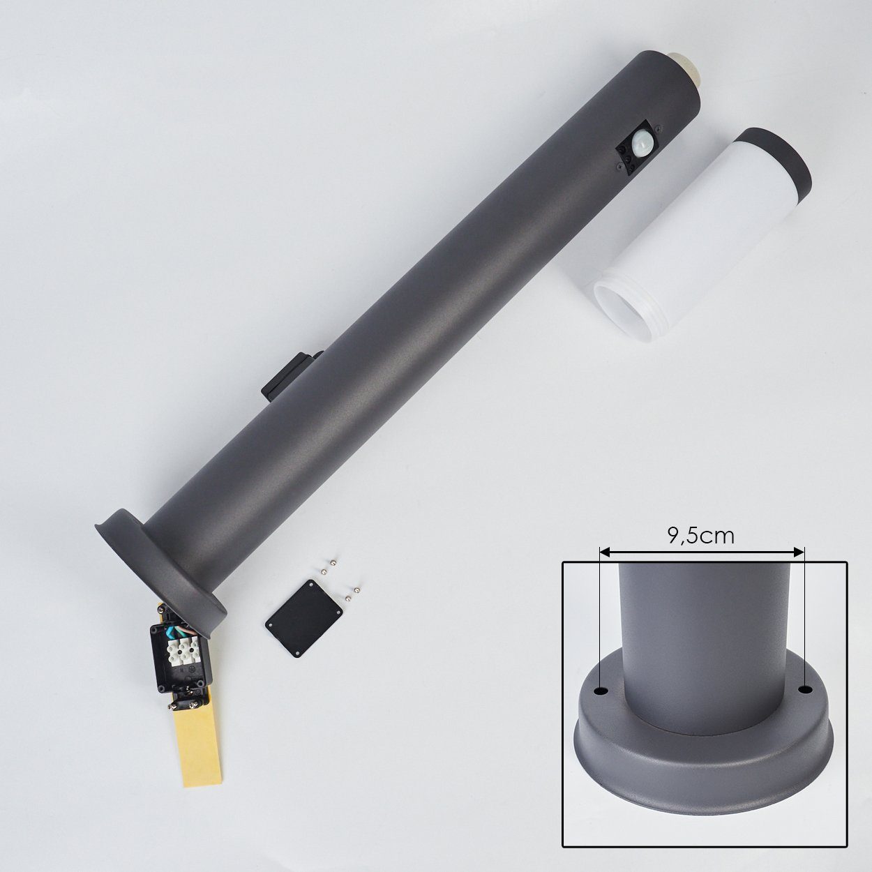 hofstein Pollerleuchte Gnocchetta moderne Sockelleuchte, mit Bewegungsmelder u. Steckdose, ohne Leuchtmittel, Metall in Anthrazit, Gartenlampe, E27, Gartenbeleuchtung IP44