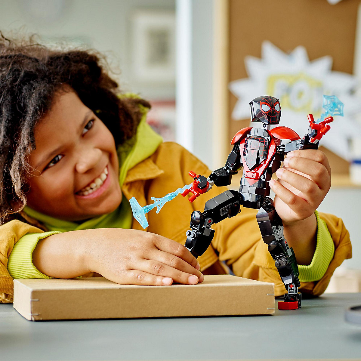 LEGO® Marvel Super Heroes™ 76225 Miles Morales Figur