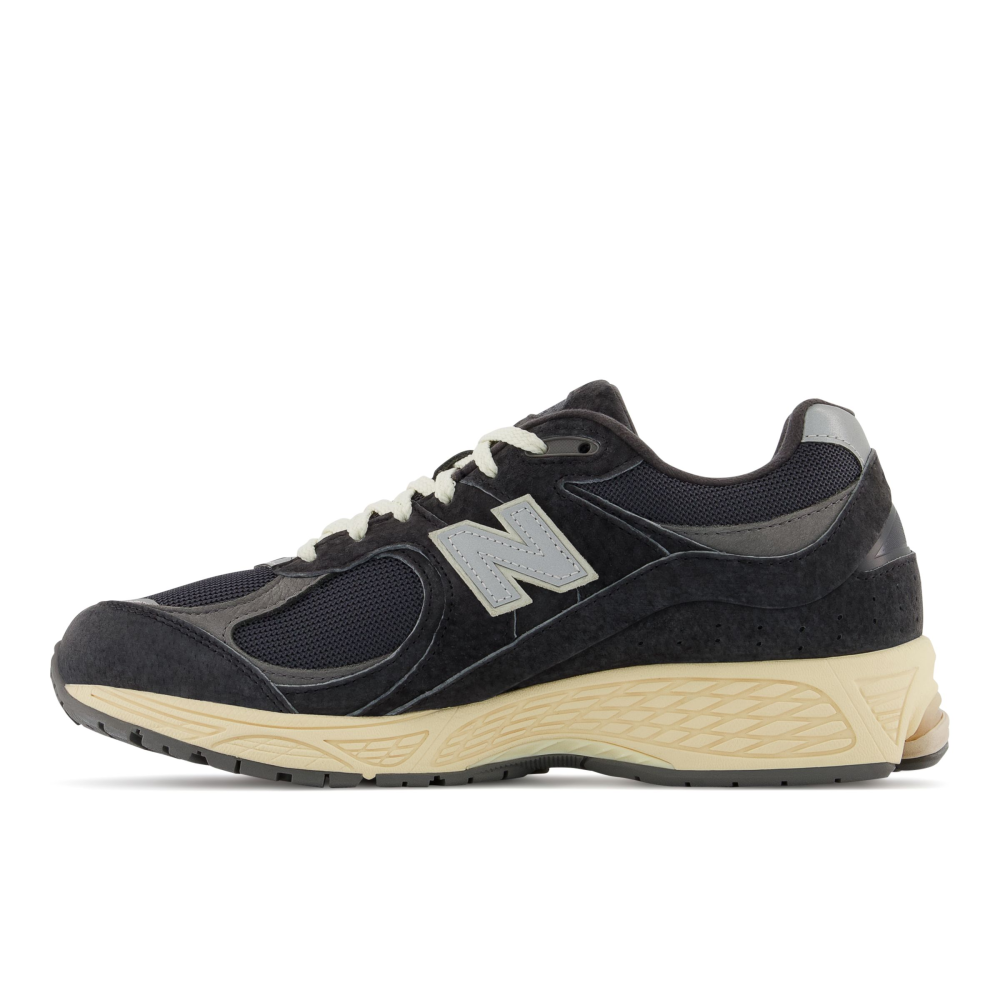 New Balance 2002R M2002RHO / schwarz