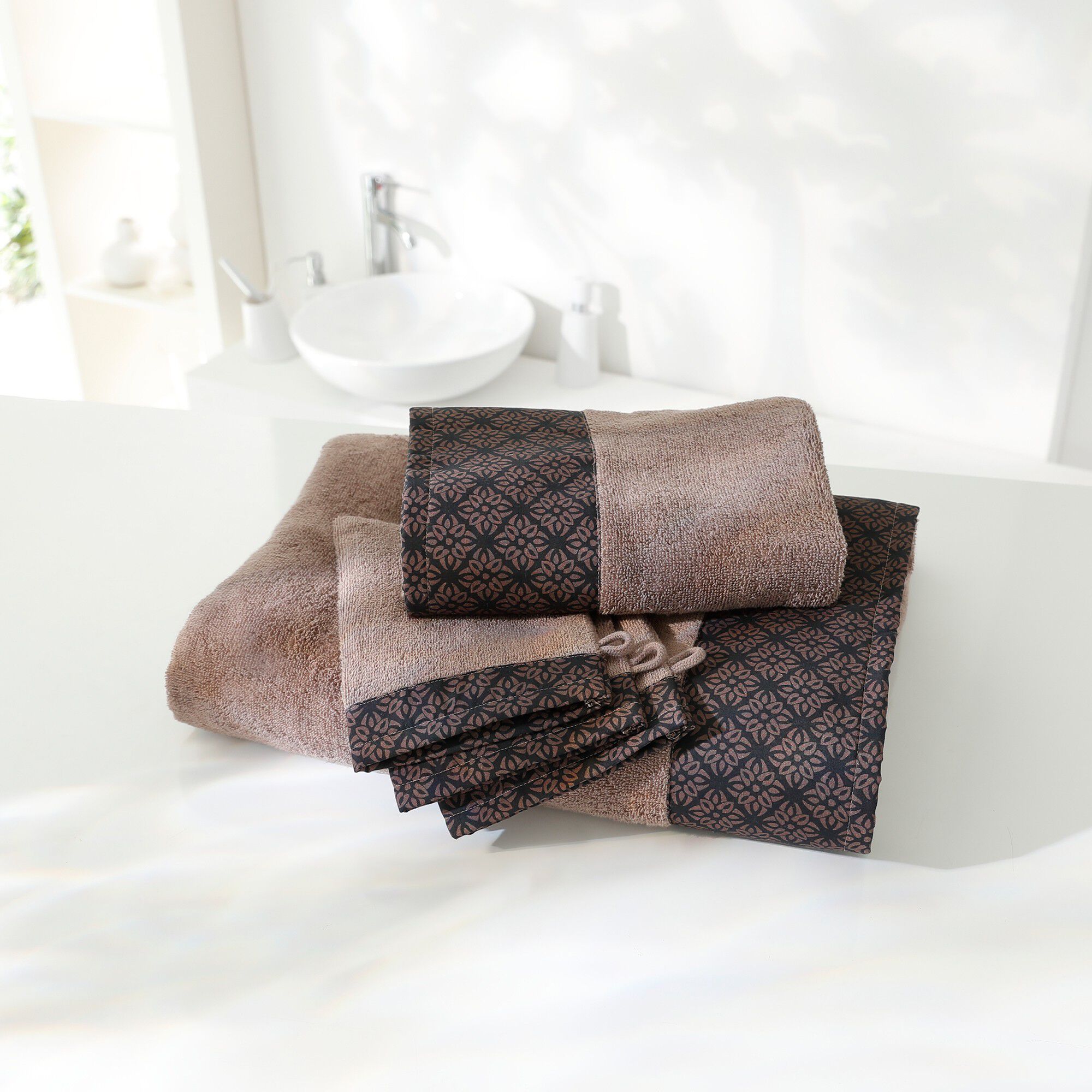 Éponge bouclette 420 g/m² liteau imprimé rosace