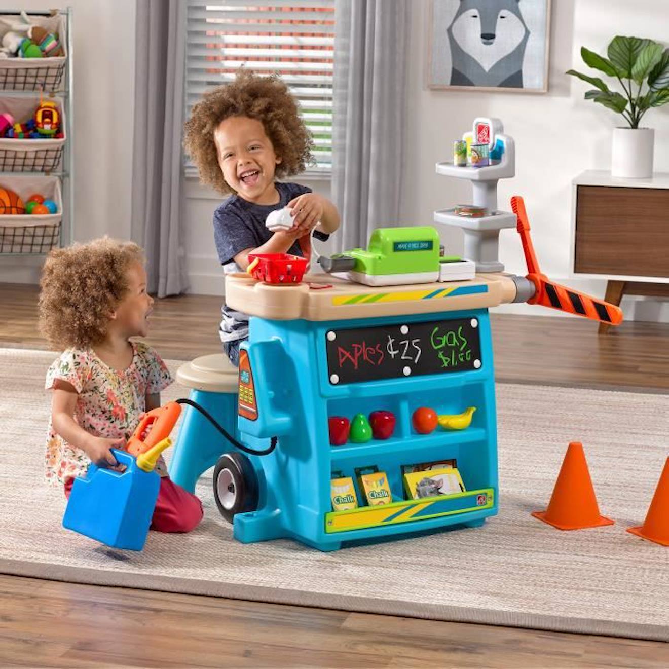 Step2 Stop & Go Marchande Enfant avec accessoires | Supermarché / Stand de Vente / Epicerie pour enfants avec Station-Service bleu