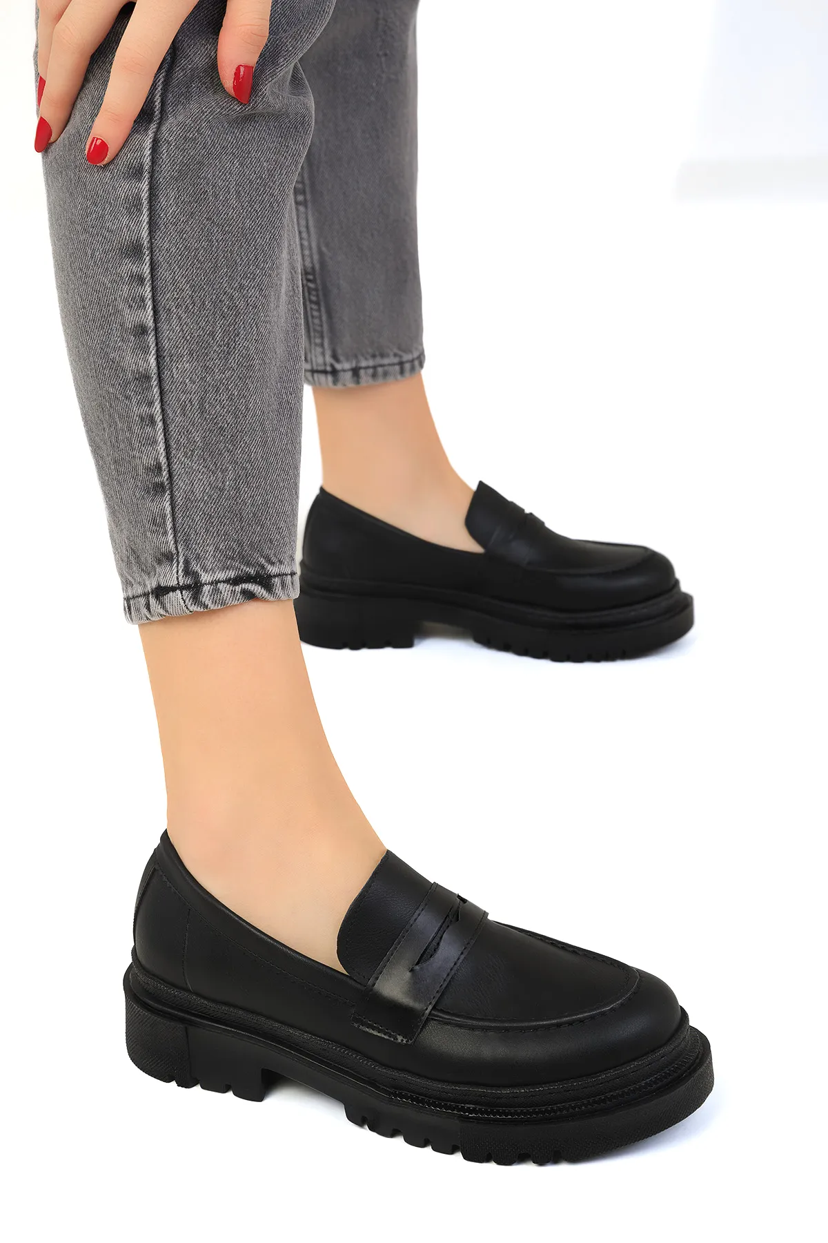 SOHO  Schwarze Damen Freizeitschuhe 17762