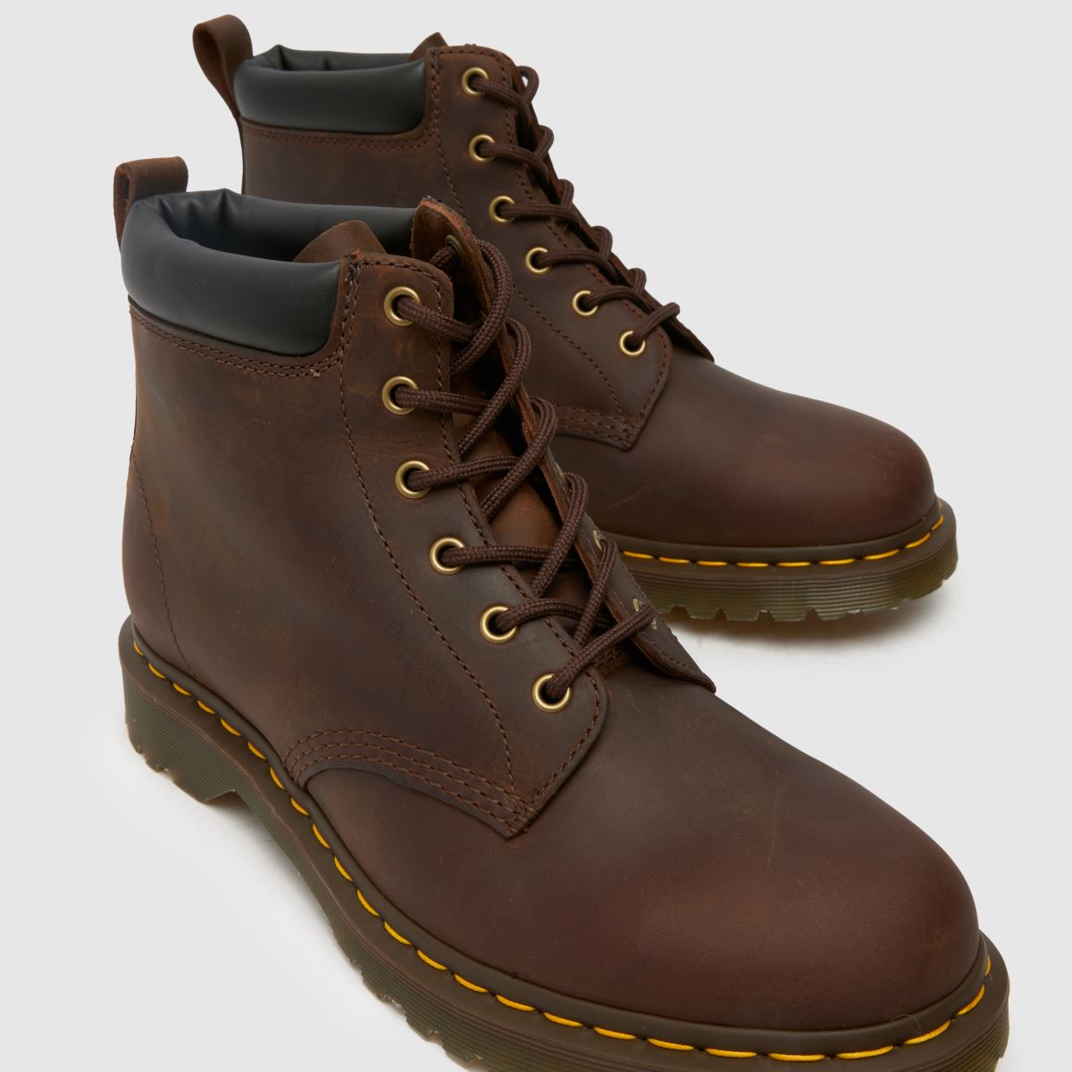 Dr Martens 939 Ben – Mörkbruna stövlar med 6 ögon