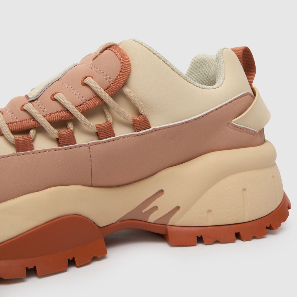 AKUPUNKTUR Gingypock-sneakers i vitt och orange