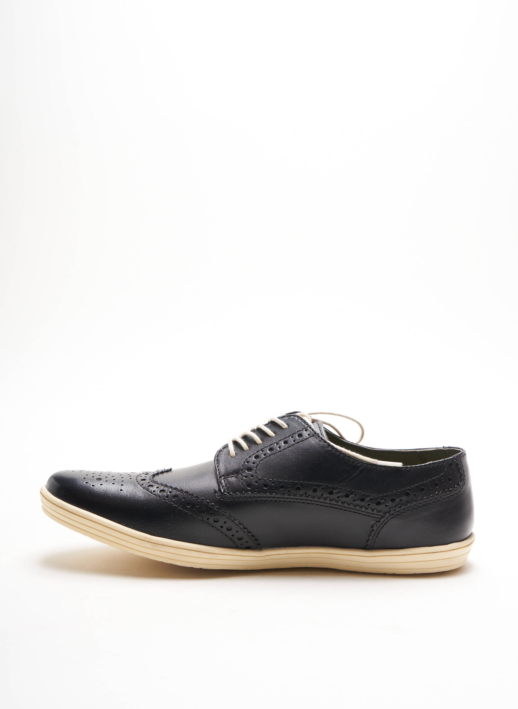 Base London Baskets Femme couleur noir