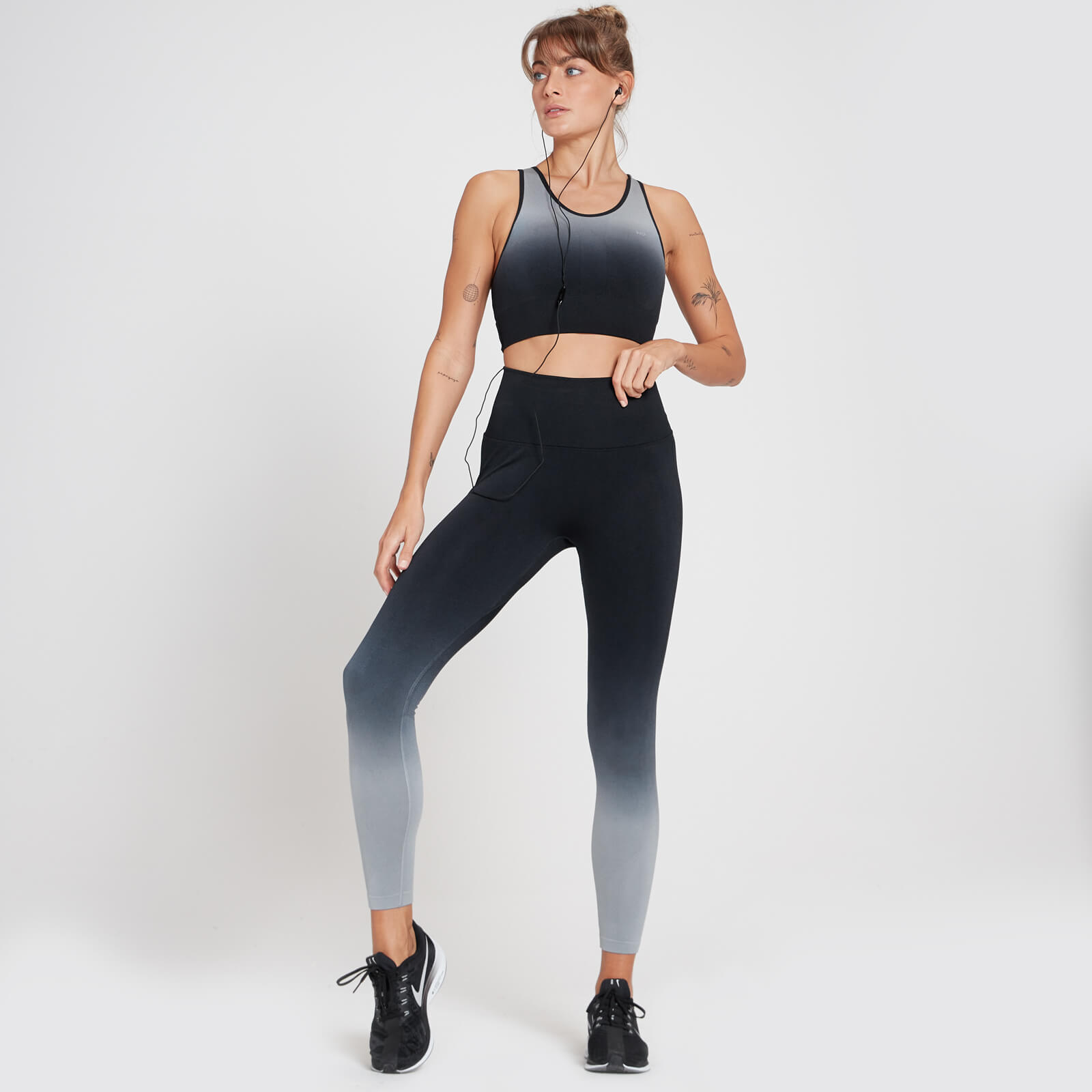 Brassière de sport sans coutures MP Velocity Ultra pour femmes – Noir