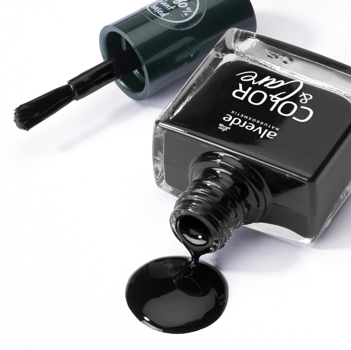 Nagellack Color & Care Nail Polish 130 Deep Black, 10 ml