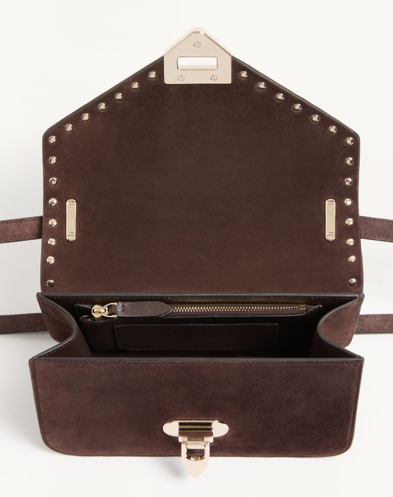 Bolsa de ombro pequena Valentino Garavani Rockstud em camurça