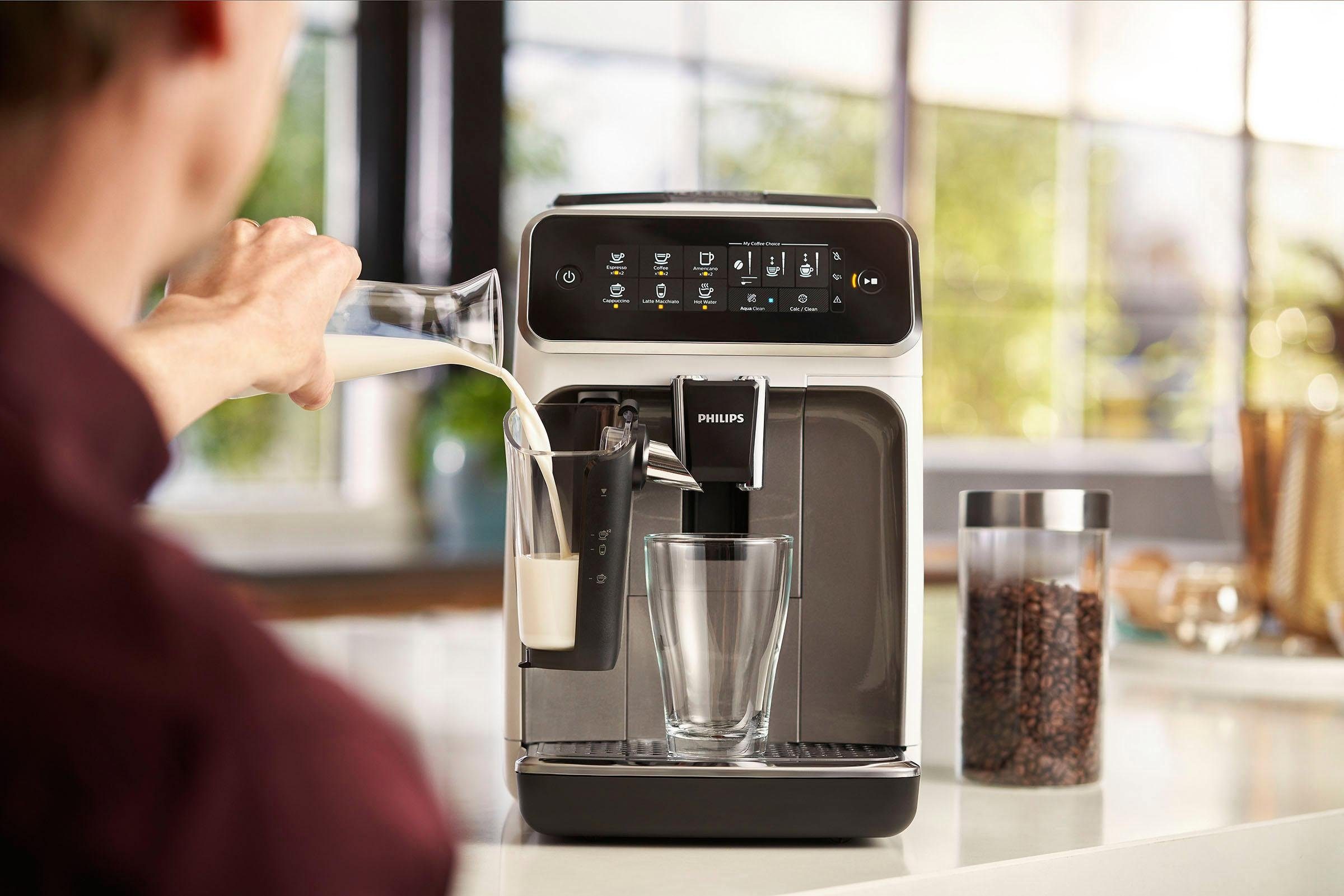 Philips Kaffeevollautomat 3200 Serie EP3243/70 LatteGo, inkl. gratis Genusspaket im Wert von UVP 49,99 €, weiß