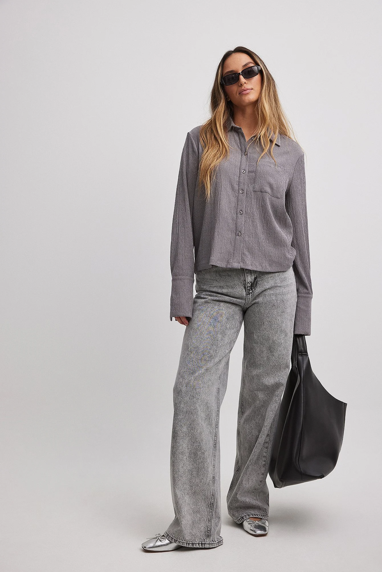 Strukturierte Hemdbluse mit langen Ärmeln und Taschen