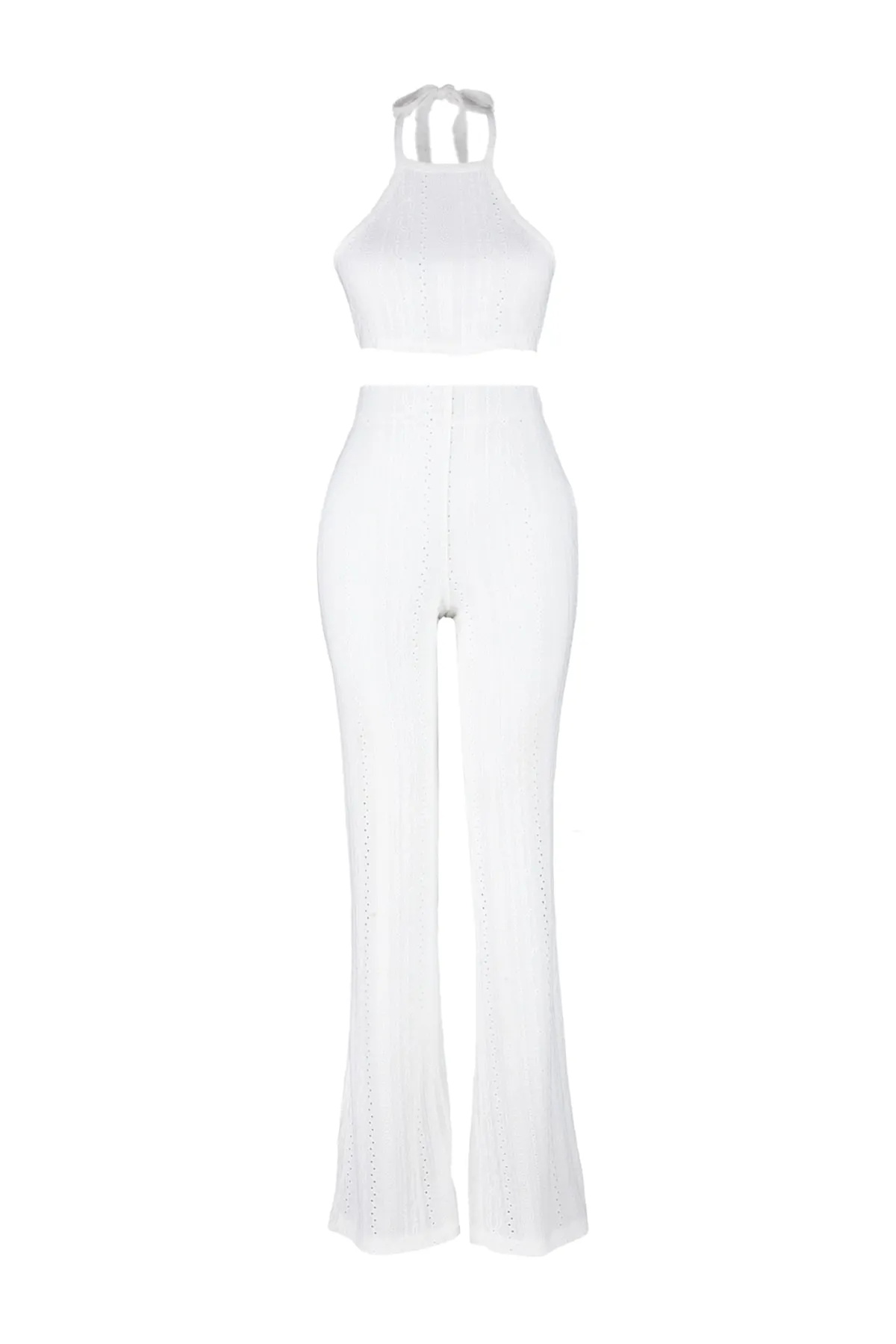 Trendyol Collection  Set aus gestrickter Spitzenbluse und Hose in Ecru TBESS23AU00038
